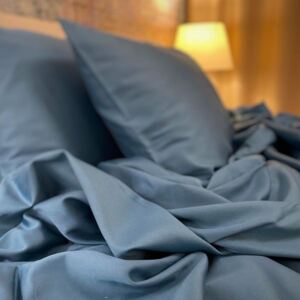 Set posteljine s plahtom Satin Simply Blue