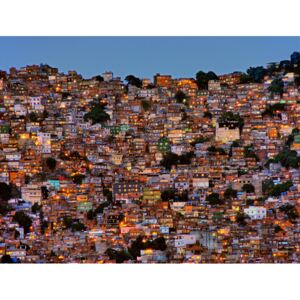 Umjetnička fotografija Nightfall in the Favela da Rocinha, Adelino Alves