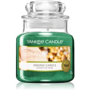 Yankee Candle Singing Carols mirisna svijeća 104 g